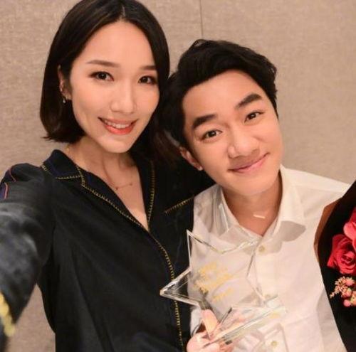 王祖蓝家人照片,幸福一家人的甜蜜写照